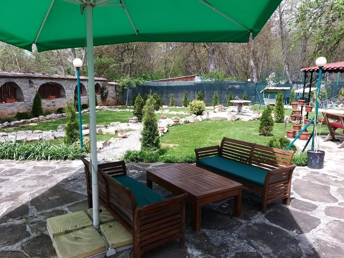Къща За Гости "Там Край Реката " Slivek Extérieur photo