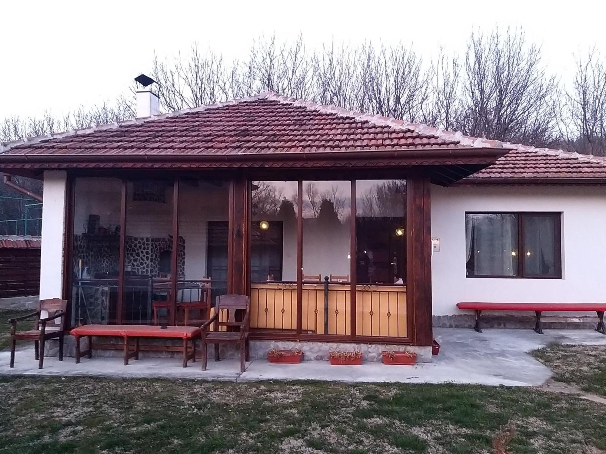 Къща За Гости "Там Край Реката " Slivek Chambre photo