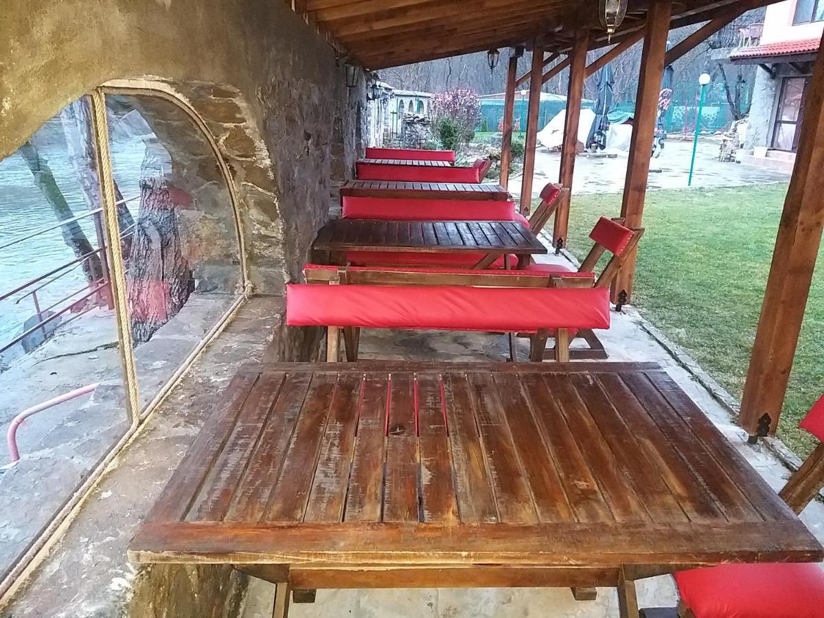 Къща За Гости "Там Край Реката " Slivek Extérieur photo